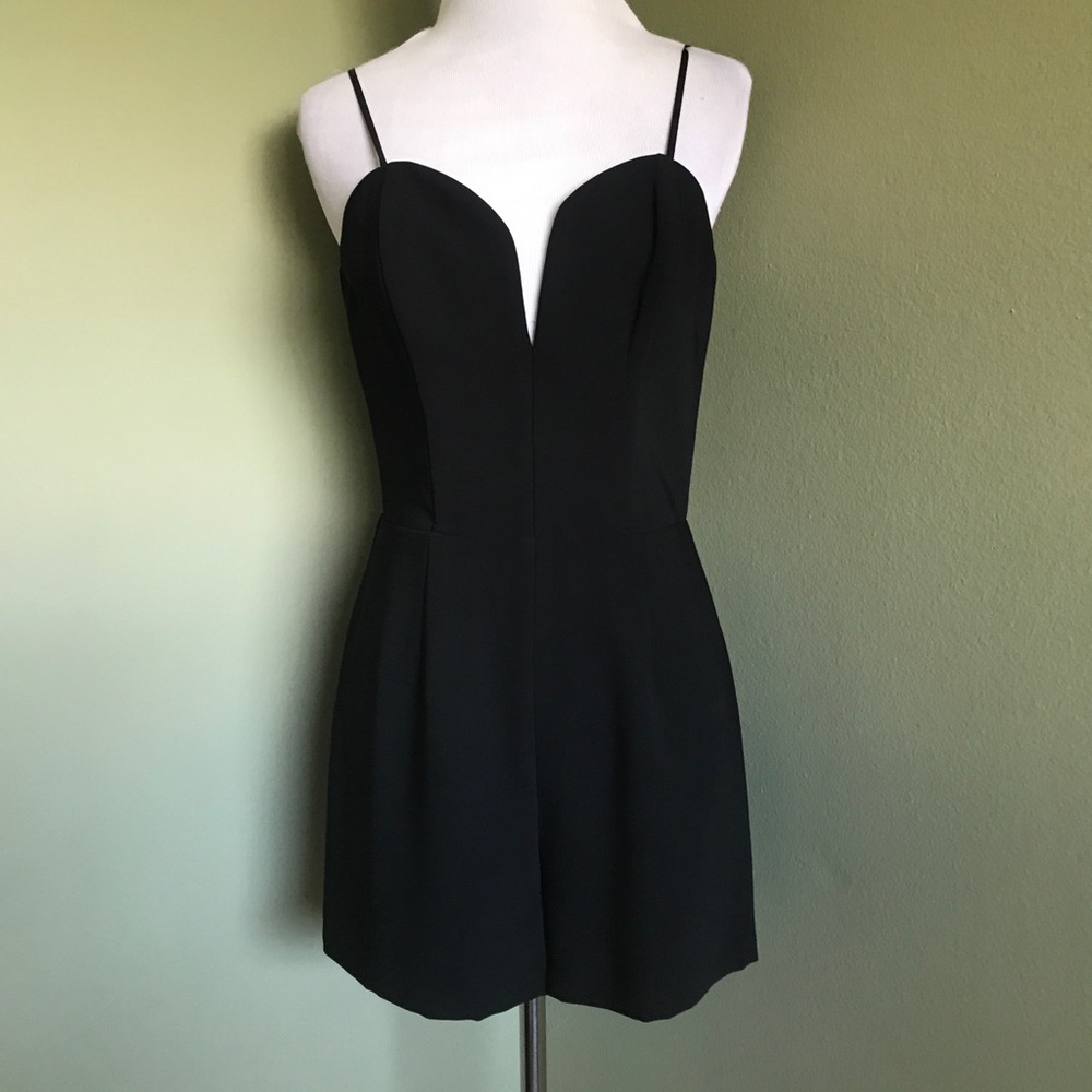 Amanda Uprichard women’s Sweetheart Neck Black Romper Size 4